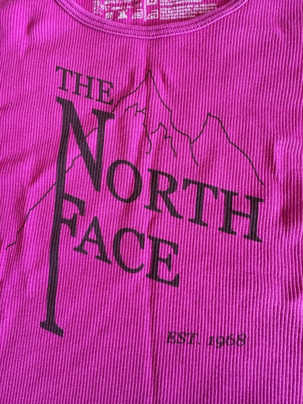 North Face tank top - Picture 4 of 4